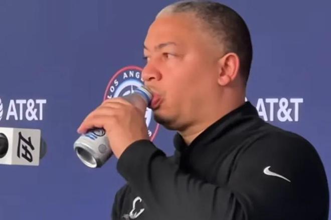 快船交易哈登换加兰，冲击季后赛格局