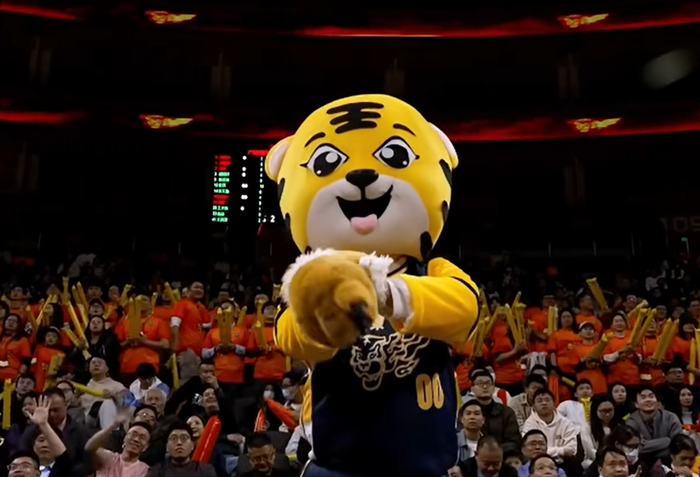 广东队内线短板与徐杰依赖症成争冠绊脚石