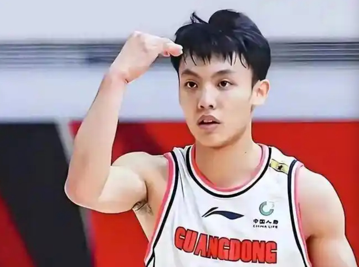 广东队内线短板与徐杰依赖症成争冠绊脚石