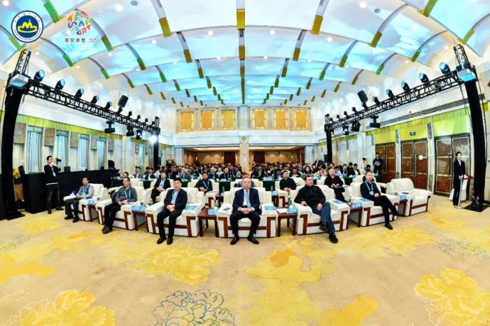 第四届中国登山户外行业大会闭幕 2025年工作重点