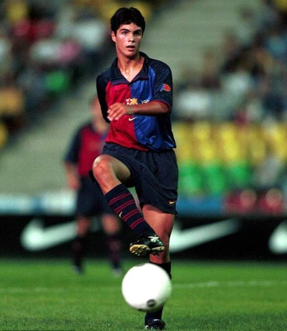 老照片重现Arteta巴塞罗那岁月：经典瞬间见证传