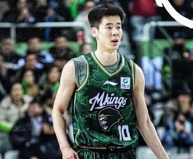 郭昊文三分低迷+被盖帽 青岛力克同曦难追第12